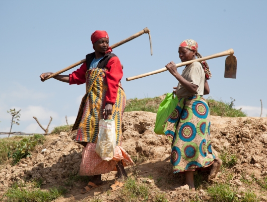 Rwanda female farmers